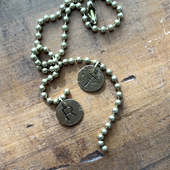 Meet your Posher, Kristen - Picture 1 of 1